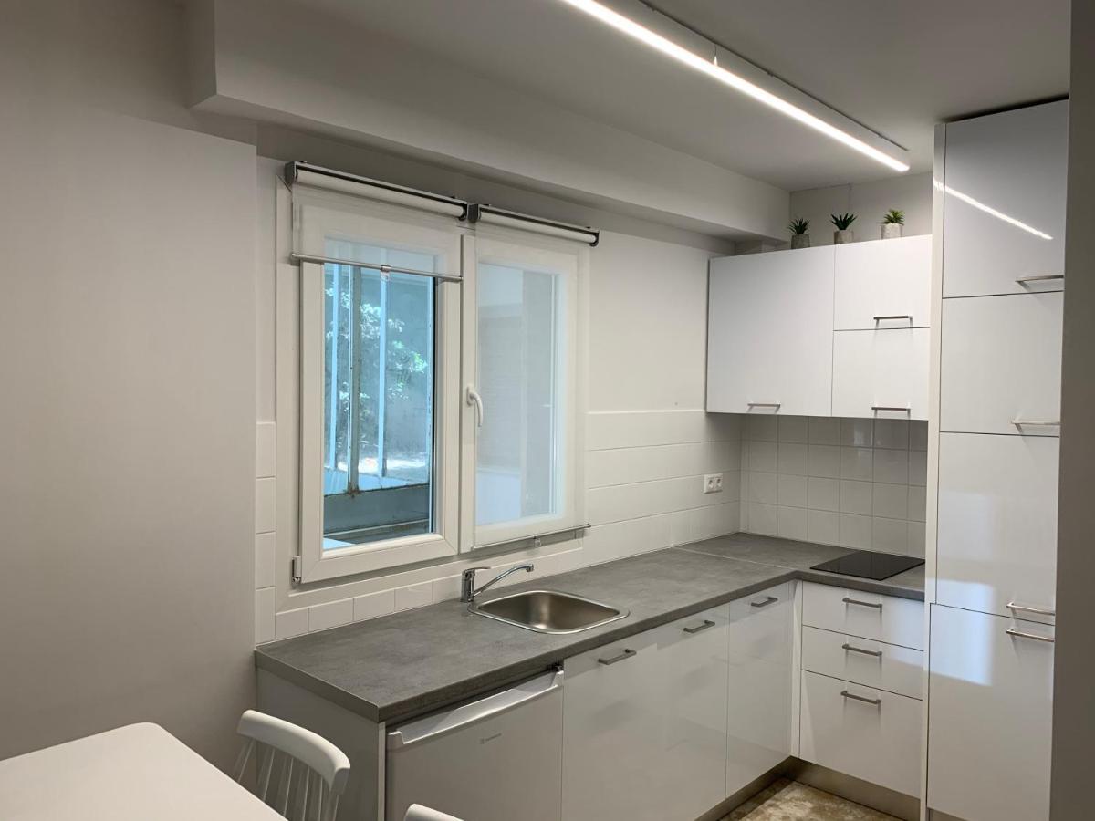 Renovated Apartment In Kifissia Center Near Metro G25 Atenas Exterior foto